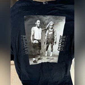 Micheal Jordan graphic tee.